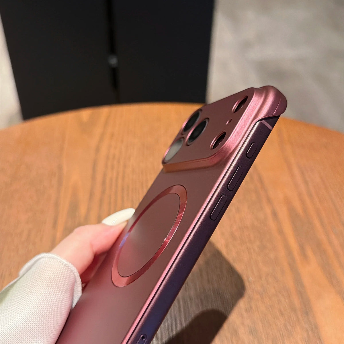 Funda iPhone 18 Pro / Pro Max | Magnética, Ultraligera, Mate | Sin Marco, Antichoques