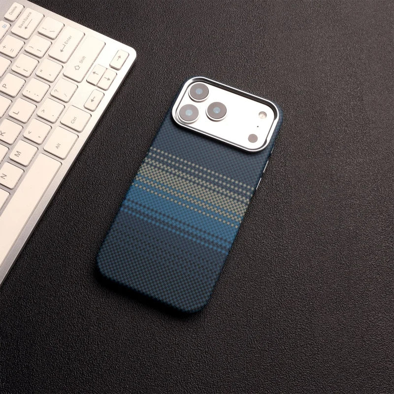 Funda iPhone MagSafe Fibra de Carbono | Carga Inalámbrica, Antihuella | PC Rígida